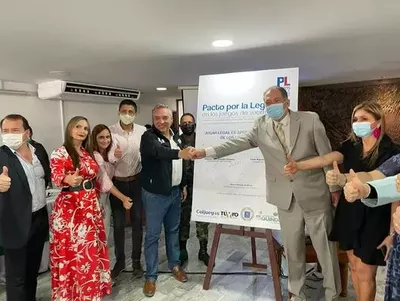 Bolet&iacute;n No. 04 Coljuegos y la Gobernaci&oacute;n del Quind&iacute;o suscribieron el primer Pacto por la Legalidad en los juegos de suerte y azar de 2022